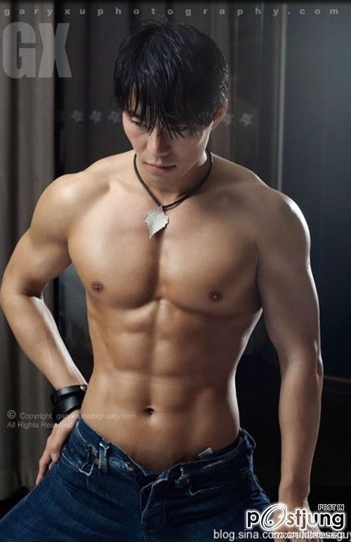 ถอดโชว์เรือนร่าง 602