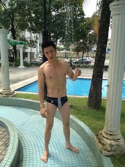 ถอดโชว์เรือนร่าง 608