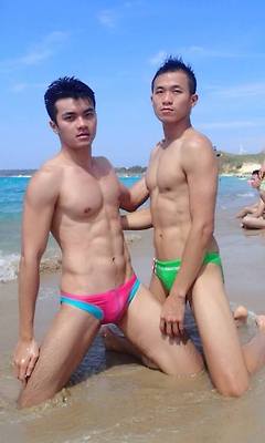 ถอดโชว์เรือนร่าง 610