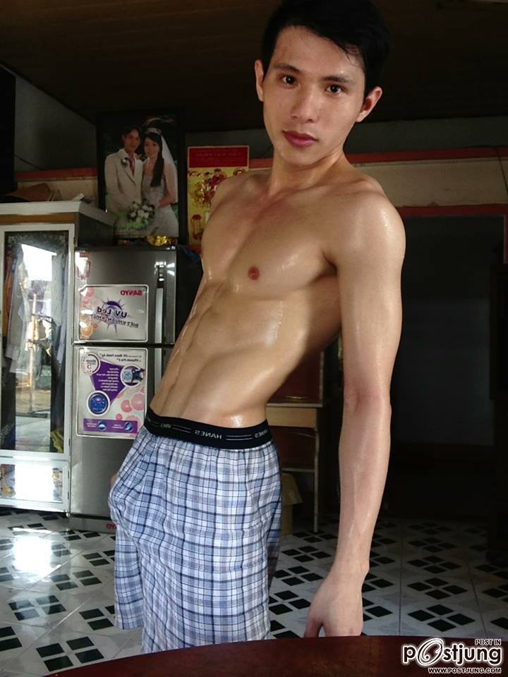 ถอดโชว์เรือนร่าง 611