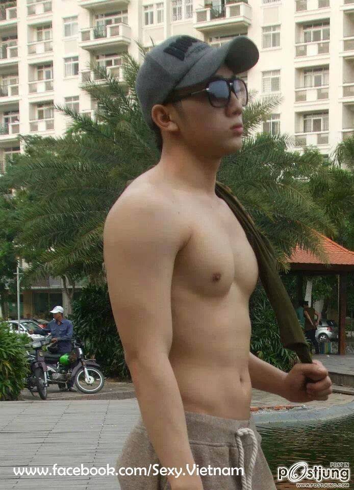 ถอดโชว์เรือนร่าง 612