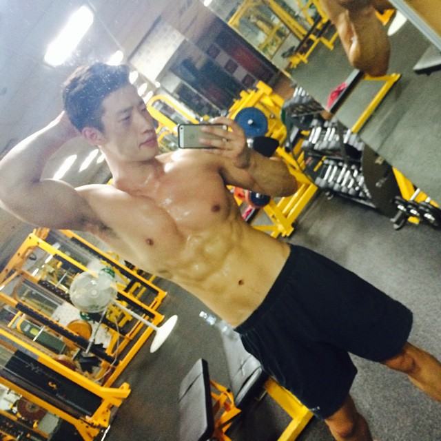 แอบดู ก่อนเข้านอน