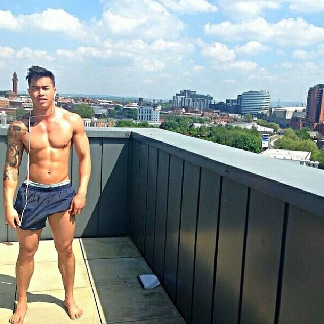 แอบดู ก่อนเข้านอน