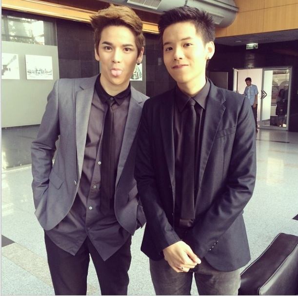 เต๋าคชาตื่นมาคุยกะรถโรงเรียน