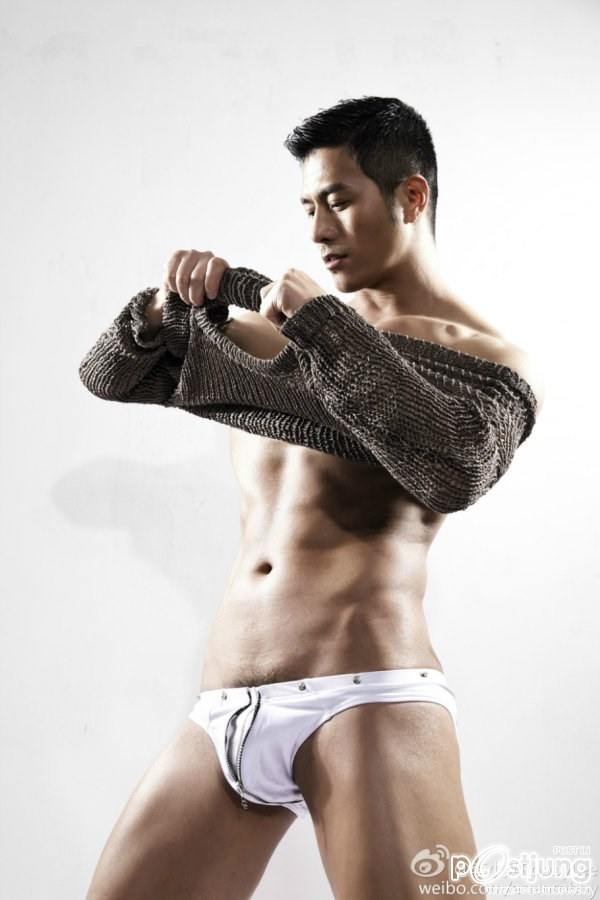 หล่อ+ล่ำ