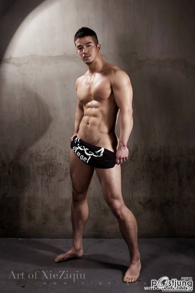 หล่อ+ล่ำ