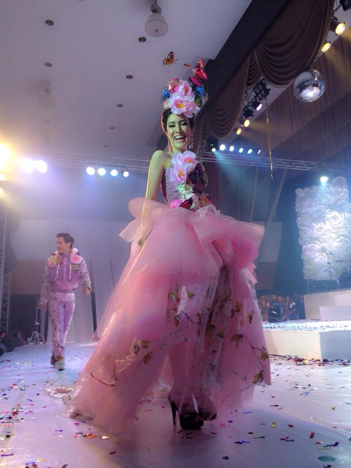 น้องไหมแพร ดาวคณะบริหาร 2014 ม.หอการค้าไทย