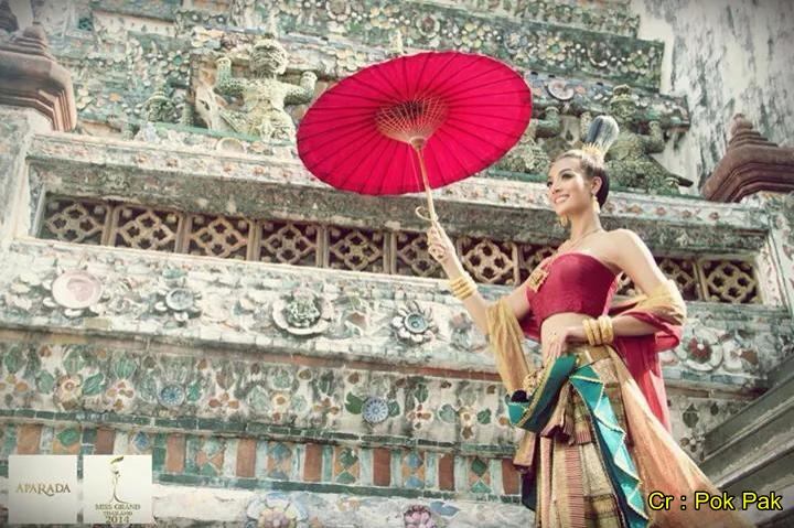 เปิดตัวชุดประจำชาติ >> ปลา ปรภัสสร Miss Grand Thailand 2014