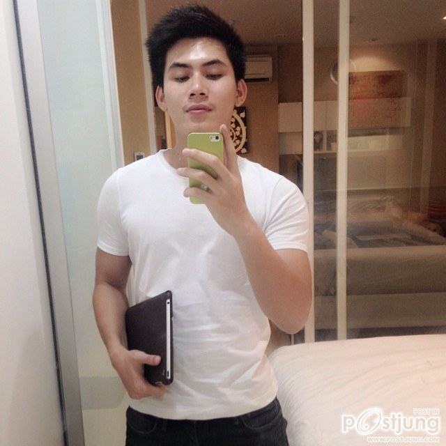 หนุ่มไทยน่ารัก @IGUSZA