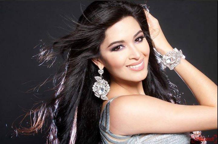 นางงามVenezuela 2014 Glam shoot.