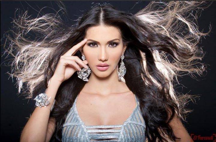 นางงามVenezuela 2014 Glam shoot.