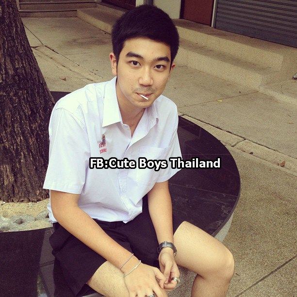 เอ๊ะโพสต์ผิดเว็ปหรือเปล่าชั้น  เด็กดีดอทบารวี @บารวี 339