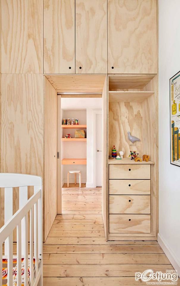 Flinders Lane Apartment by Clare Cousins Architects