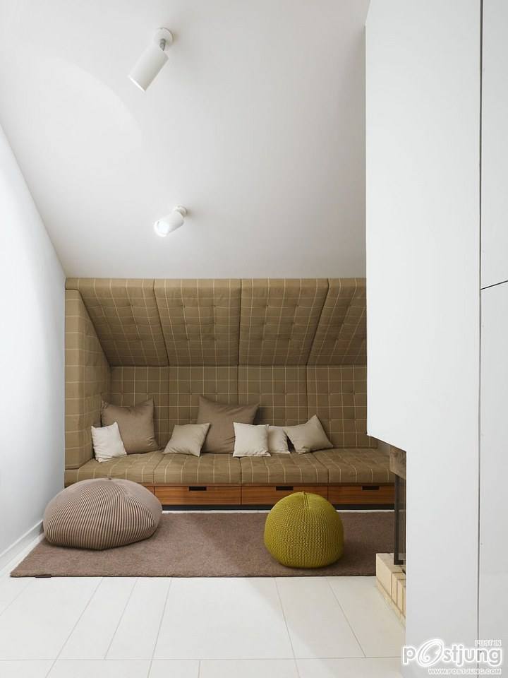 Apartment Sch by Ippolito Fleitz Group