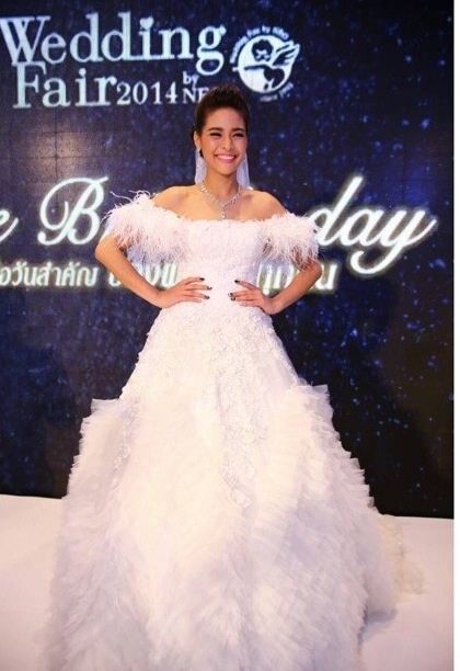 รวมชุดออกงานของปุ๊กลุ๊ก ฝนทิพย์ นางเอกช่อง7ดีกรีนางงาม