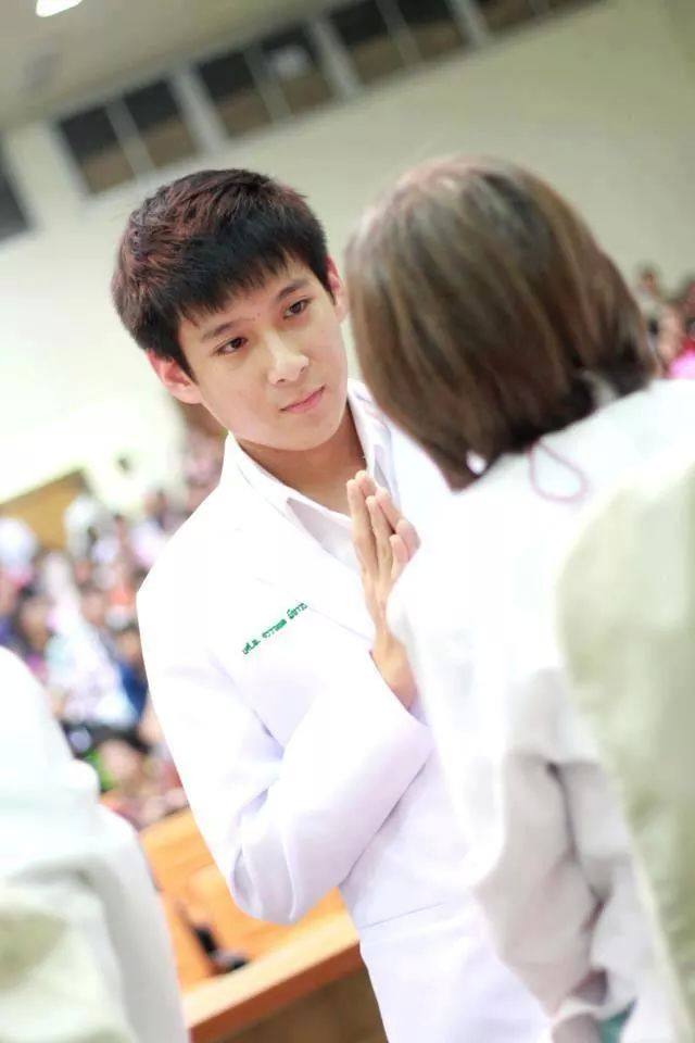 หมอหล่อ
