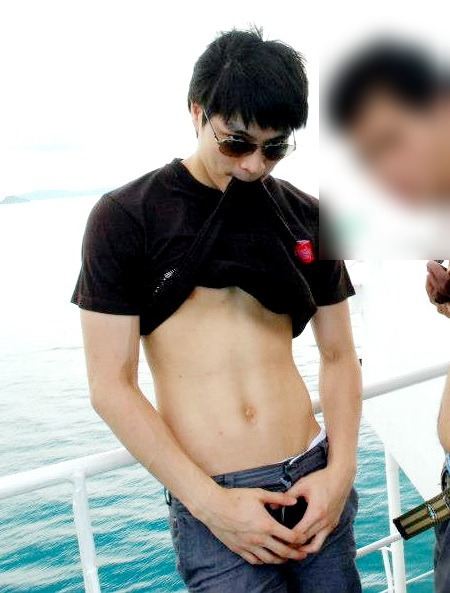 น้องฮิวจ์ หนุ่มวิศวะ ฬ