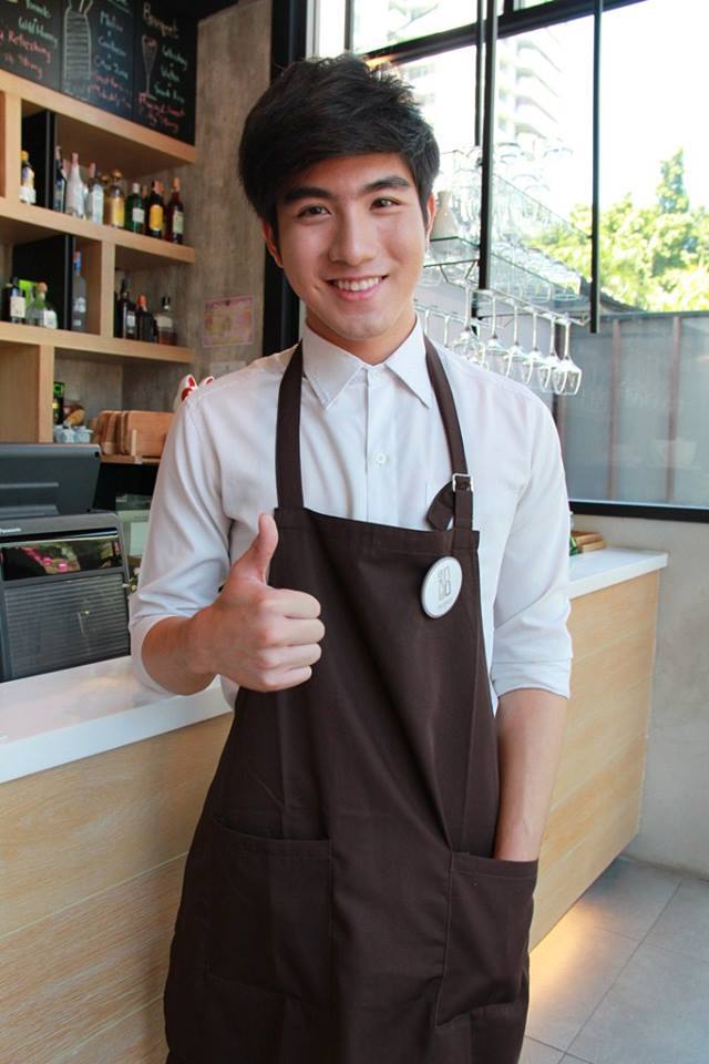 &ldquo;จูน แม่สไปร์ท&rdquo; ข้ามรุ่นกินเด็ก &ldquo;เมฆ&rdquo; เล่นจริงจูบจริง เลิฟซีนร้อนฉ่า ! ในหนังสั้น &ldquo;รักจริงปิ๊งเก้อ&rdquo;