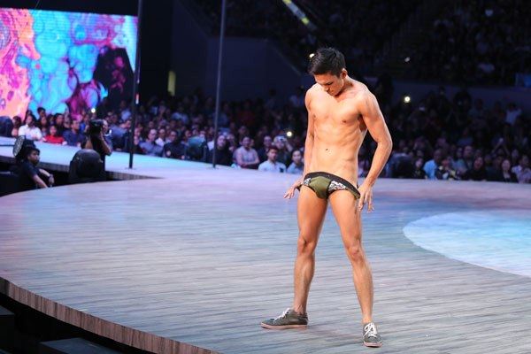 BENCH Fashion Show 2014 ในฟิลิปปินส์ by ญาญ่าแสนสวย