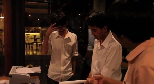 ช็อตเด็ด! เด็ก นศ. เกรียน แกล้งกันซะยับก่อนวันเดดไลน์