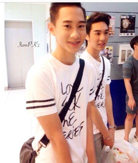ไวท์กัปตันถ่ายแบบ