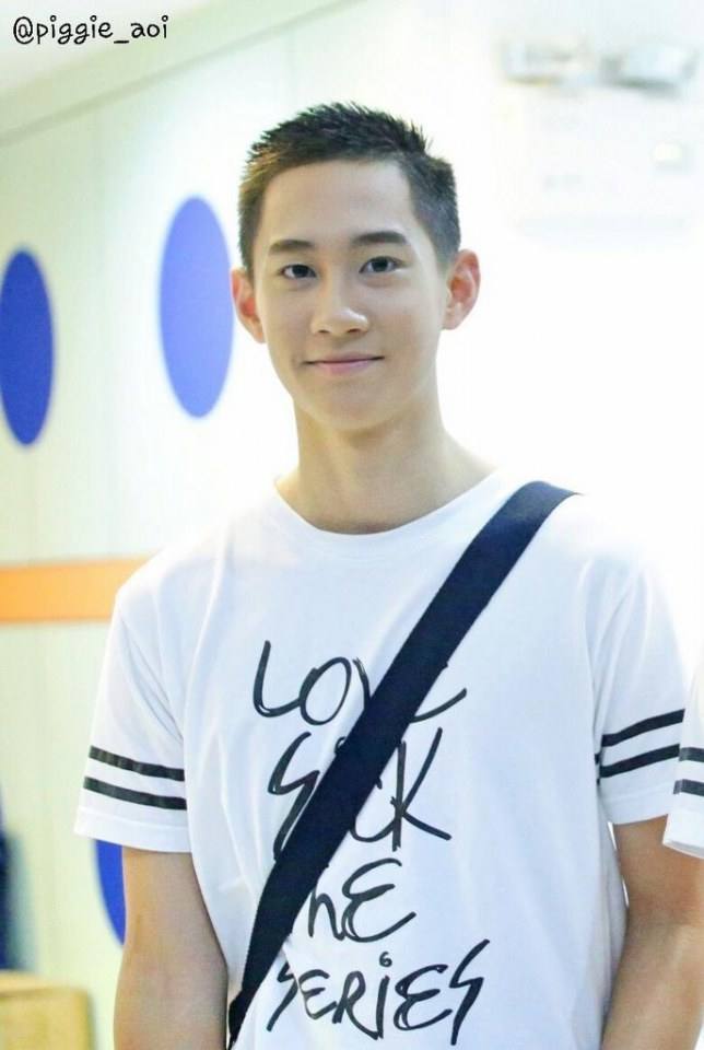 ไวท์กัปตันถ่ายแบบ