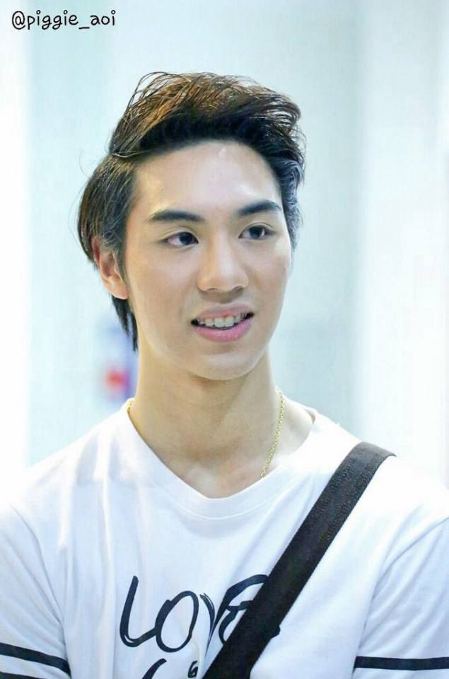 ไวท์กัปตันถ่ายแบบ
