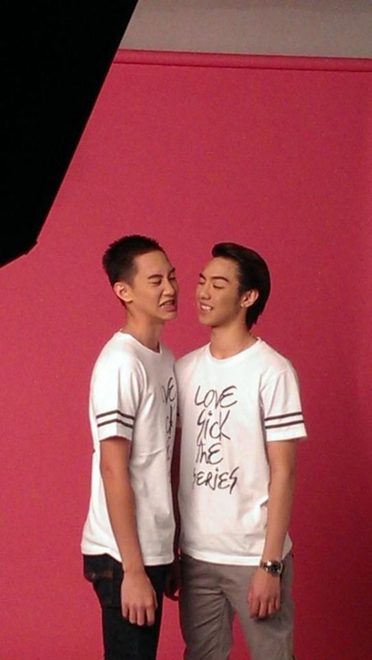 ไวท์กัปตันถ่ายแบบ