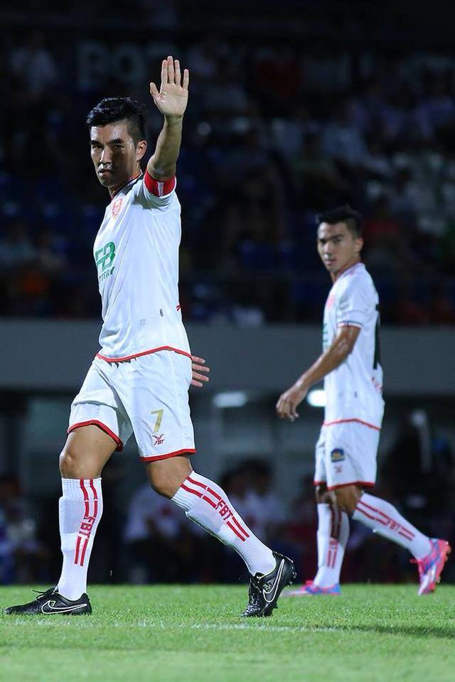 รังสรรค์ วิวัฒน์ชัยโชค ทีมชาติบอลไทย