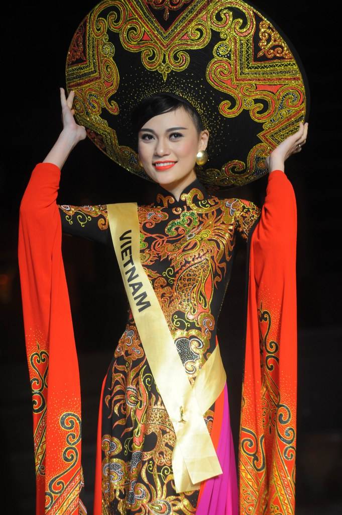 มิสแกรนด์ อินเตอร์เนชั่นแนล 2014 ประกวดชุดประจำชาติ รอบคัดเลือก 20 คน