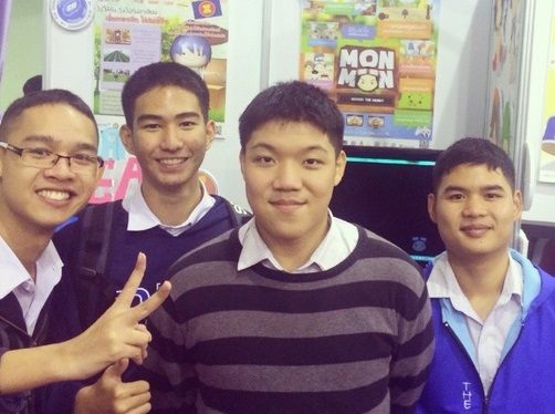 มาส่องรูปน้องชาย ฝ้าย ณิชานันท์ .... น้องโฟลค์  ( ศรัณย์ภัทร ฝั้นแก้ว ) น่ารักป่ะหล่า