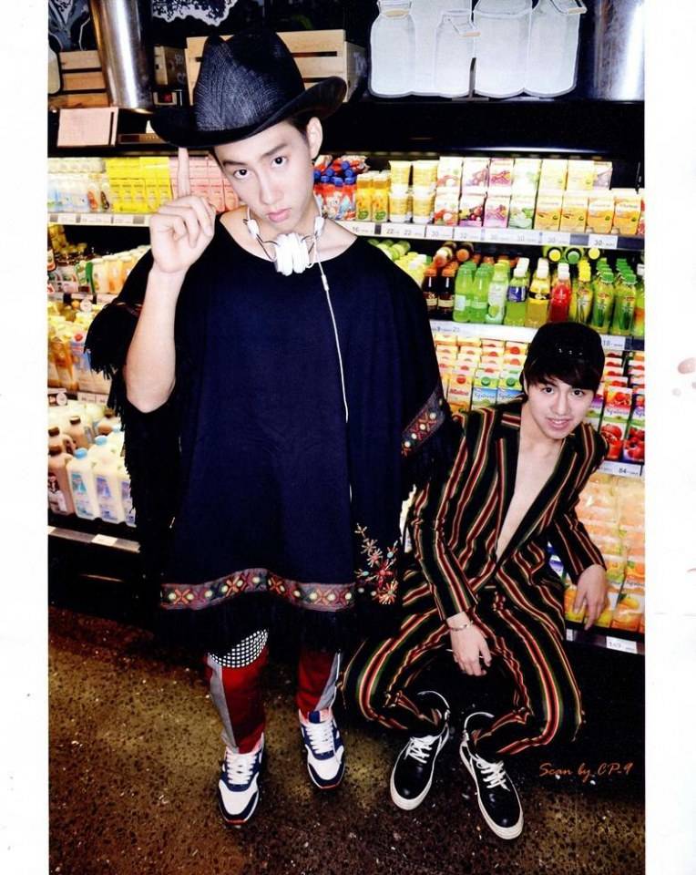 กัปตัน-ชลธร & ไวท์-ณวัชร์ @ KAZZ vol.8 no.98 September 2014