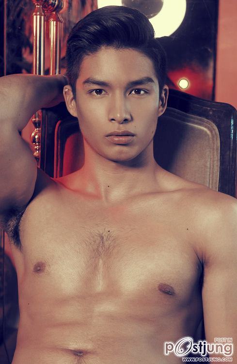 หล่อเข้ม สเป๊กเลย
