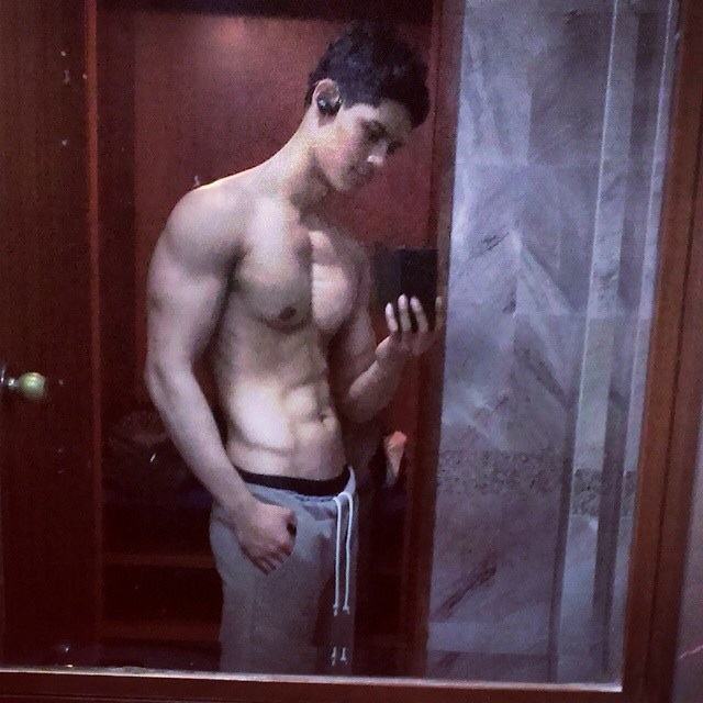 ปลิว สุรพงค์ แต้มคุณ Mr Asia Thailand 2014