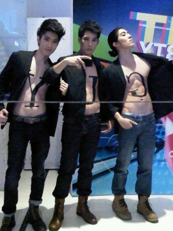 พี่นัท น่ารัก ๆๆ
