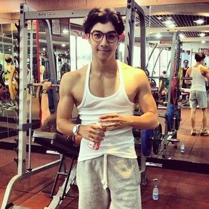 พี่นัท น่ารัก ๆๆ
