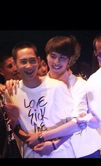 กัปตันไวท์น่ารักๆ