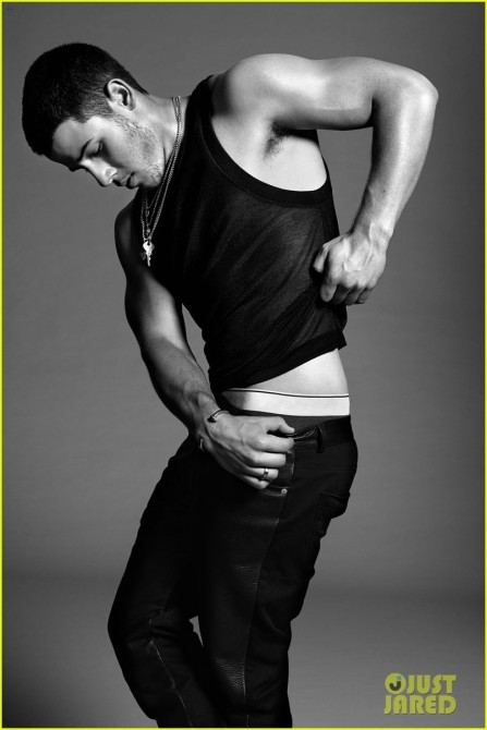 Nick Jonas ยิ่งโตยิ่งตุงค่ะ