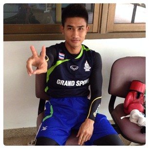 นักมวยหล่อเข้ม