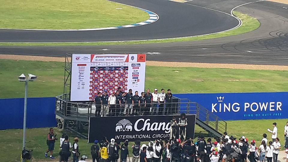 ประมวลภาพงานบุรีรัมย์ซุปเปอร์ จีที วันแรก