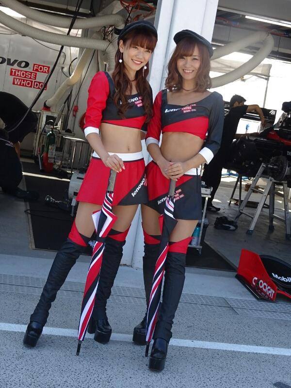สาวๆเรซควีนญี่ปุ่นปะทะพริ๊ตตี้สาวไทยในงานบุรีรัมย์มอเตอร์โชว์