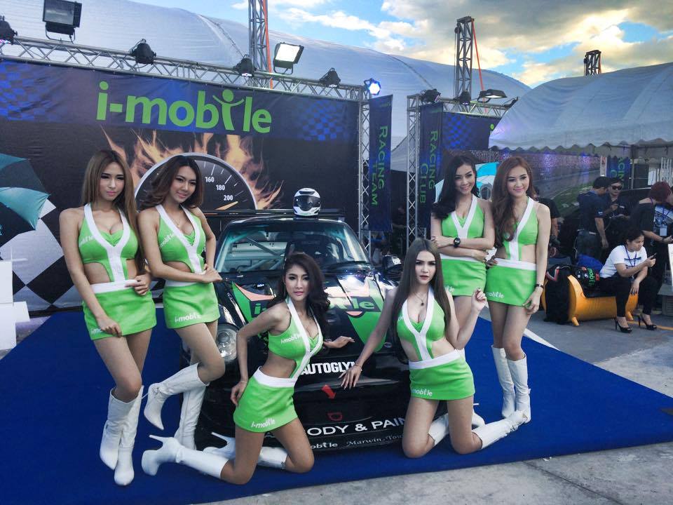 สาวๆเรซควีนญี่ปุ่นปะทะพริ๊ตตี้สาวไทยในงานบุรีรัมย์มอเตอร์โชว์