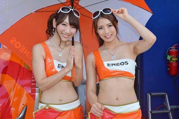 สาวๆเรซควีนญี่ปุ่นปะทะพริ๊ตตี้สาวไทยในงานบุรีรัมย์มอเตอร์โชว์