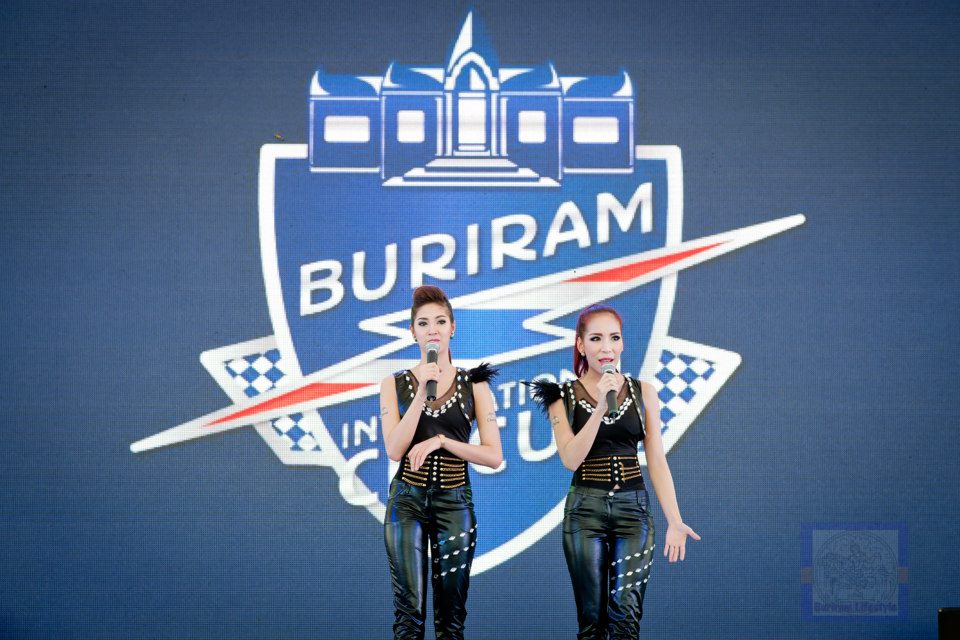 สาวๆเรซควีนญี่ปุ่นปะทะพริ๊ตตี้สาวไทยในงานบุรีรัมย์มอเตอร์โชว์