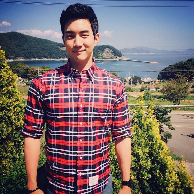 กิ๊กอยู่ในตู้ ชู้อยู่ใต้เตียง แฟนเก่าอยู่นอกระเบียง คนเลี้ยงกำลังจะมา