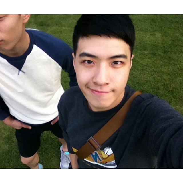 กิ๊กอยู่ในตู้ ชู้อยู่ใต้เตียง แฟนเก่าอยู่นอกระเบียง คนเลี้ยงกำลังจะมา