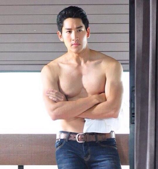 ไนกี้ นิธิดล