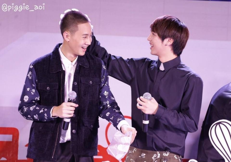 สองงานรวมกัน ไวท์กัปตันน่ารักมาก