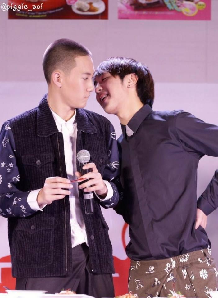 สองงานรวมกัน ไวท์กัปตันน่ารักมาก