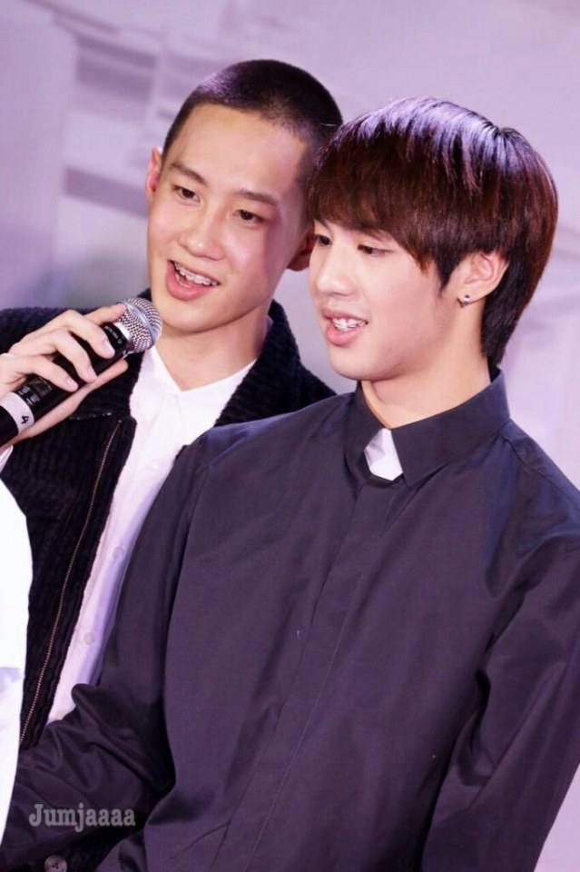 สองงานรวมกัน ไวท์กัปตันน่ารักมาก